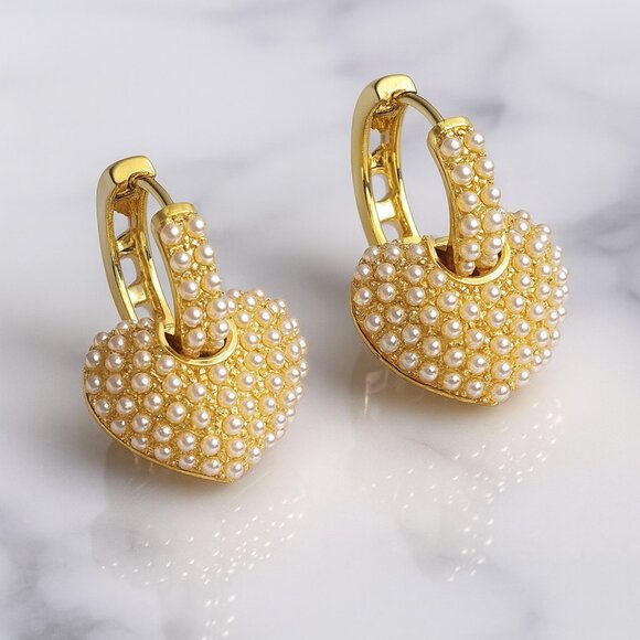 "Violet" 4 in 1 Pearl Heart Hoop Earrings - Picture 3 of 5